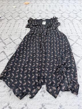 New with tags Universal Thread midi dress